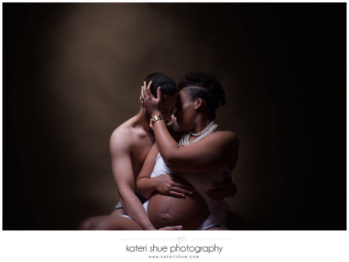 A Spring Maternity Photo Session in Macomb, MI